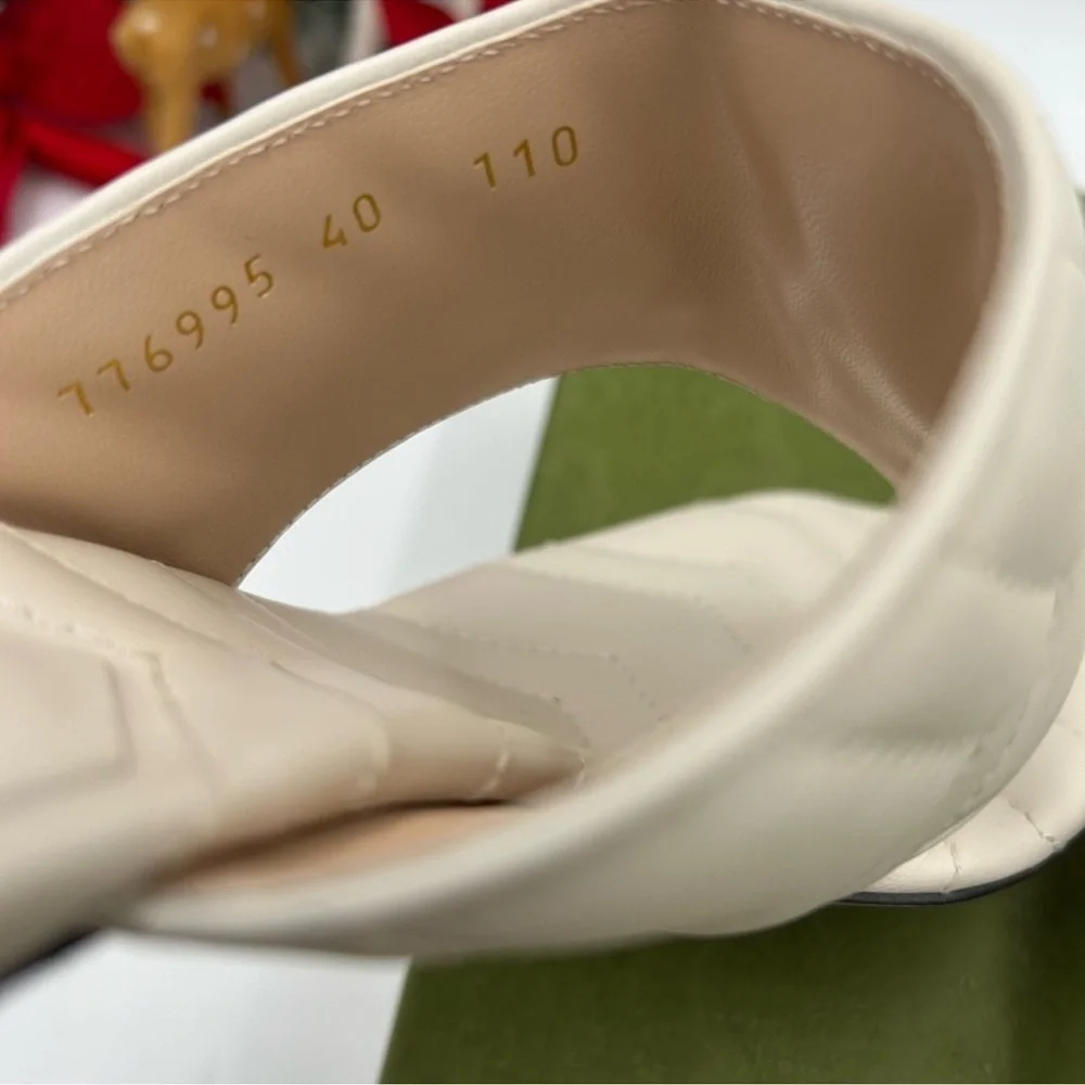 Women’s Gucci, GG Marmont, quilted leather sandal size 40 made in Italy - Picture 8 of 11